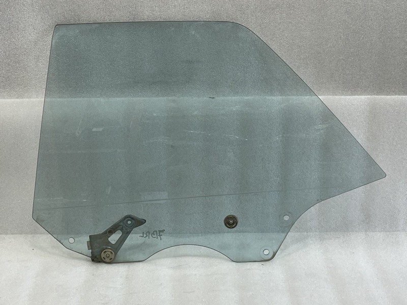 1990 1991 LEXUS ES250 LEFT DRIVER SIDE REAR DOOR GLASS WINDOW 68114-32070