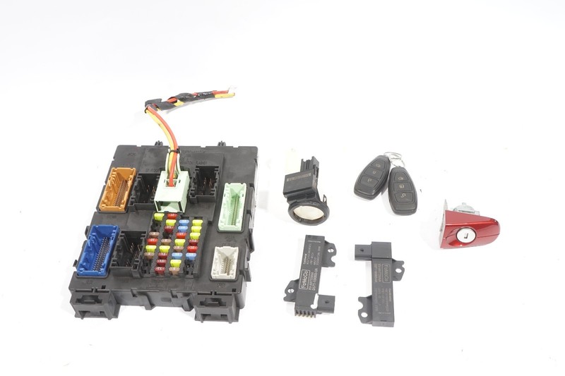 2013-2018 FORD C-MAX HYBRID IGNITION KEY SET SET OF 7 OEM