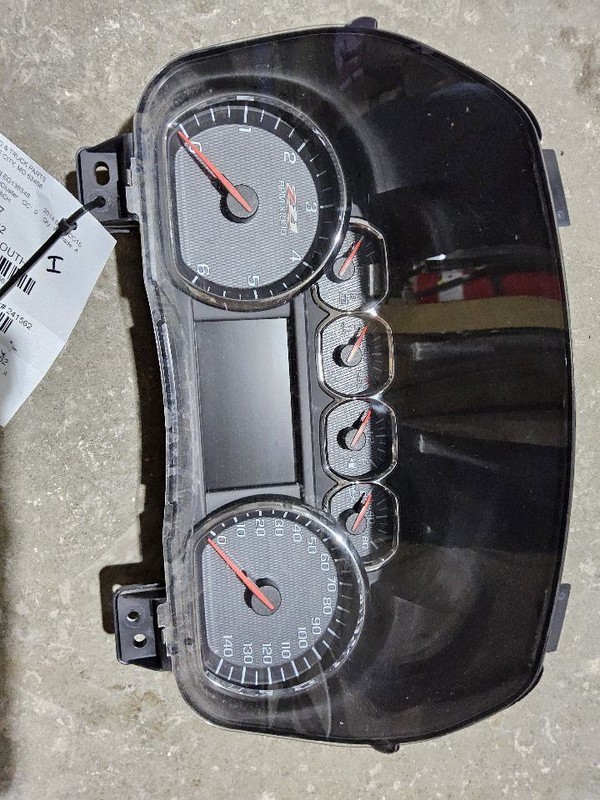 Speedometer MPH US Market ID 23259637 Fits 15 17 SUBURBAN 1500 3369056