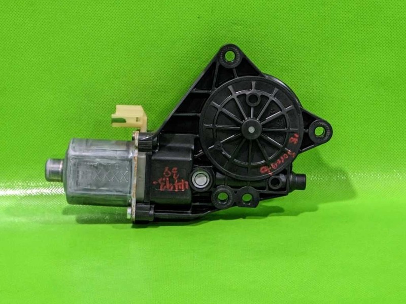 11-15 SORENTO PASSENGER RIGHT REAR WINDOW MOTOR OEM 4493-38