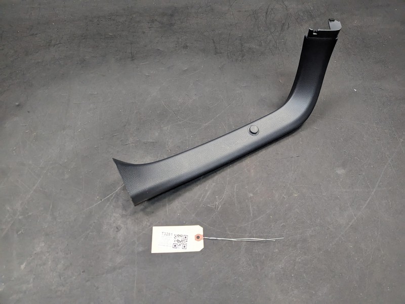 Rear Tailgate Left Upper Trim Panel 2021 Toyota C-HR 67938-F4010 2018 2019 -2022