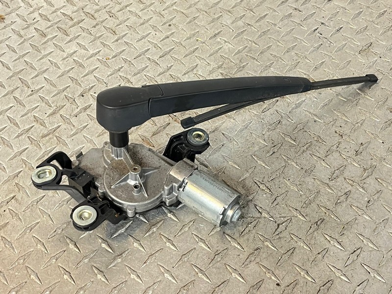 2012 Volkswagen Golf GTI Hatch Rear Trunk Windshield Wiper Arm Motor Assy