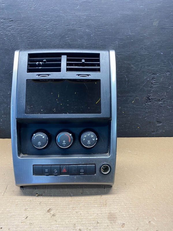 2008 to 2012 Jeep Liberty Dash Climate Temperature Control Radio Bezel W6494 DG