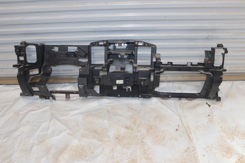 2015-2019 CHEVY SILVERADO 2500 HD FRONT DASHBOARD INSTRUMENT TRIM PANEL OEM