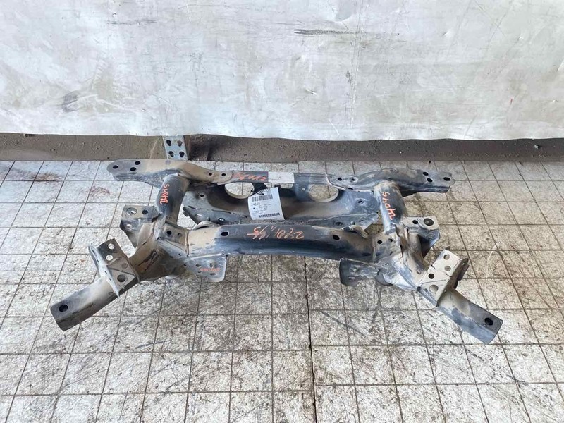 Crossmember/cradle/undercarria TOYOTA RAV-4 10 11 12 13 14 15