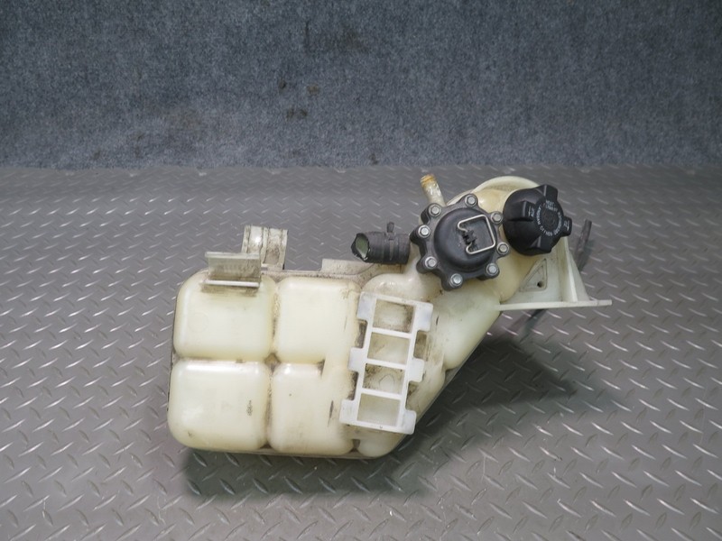 1999-2001 PORSCHE 911 996 ENGINE OVERFLOW EXPANSIONRESERVOIR TANK 99610604756