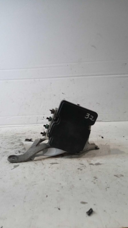 Used ABS Pump and Motor Assembly fits: 2019 Buick Lacrosse w/o forward collision