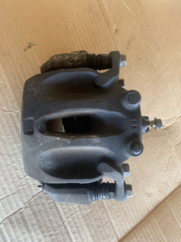 2004 Nissan Murano 3.5L SL 2wd Front Left Driver Caliper Brake 05