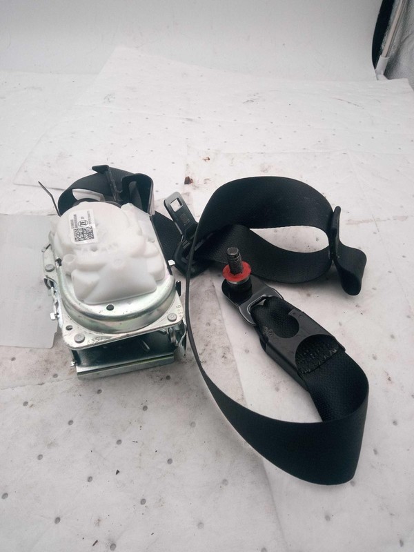 2021 KIA Telluride Grey Seat Belt OEM 88820S9500LBR 41K Miles 4DR