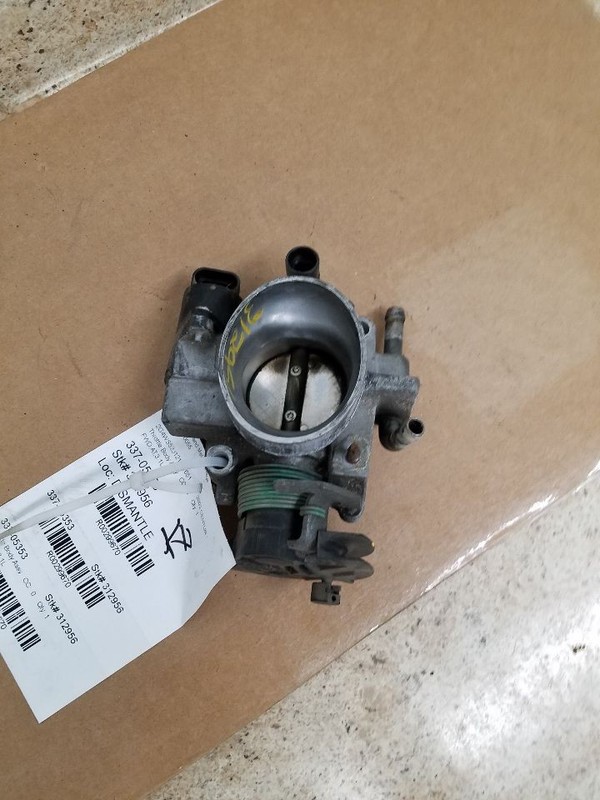 Throttle Body Throttle Valve Assembly Fits 01-05 CENTURY 299670