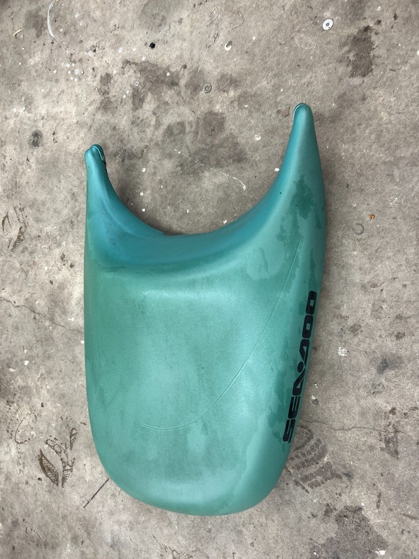 01 SEADOO GTX RFI REAR SEAT ASSEMBLY GREEN 269000663