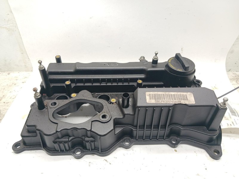 16 KIA SORENTO Valve Cover 2.4L OEM 6 Month Warranty!