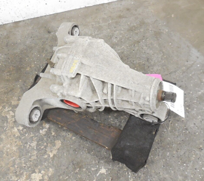 2011-2014 Volkswagen Touareg 3.6L Rear Differential Carrier OEM W/O Limited Slip