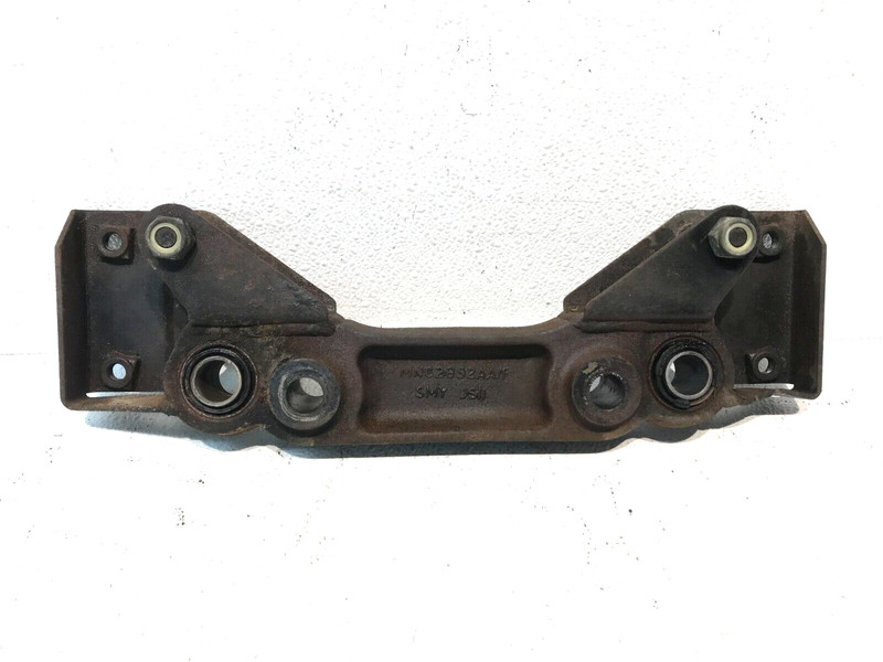 97-06 Jaguar XKR X100 Rear Sway Anti Roll Bar Wishbone Tie OEM MNC2852AA