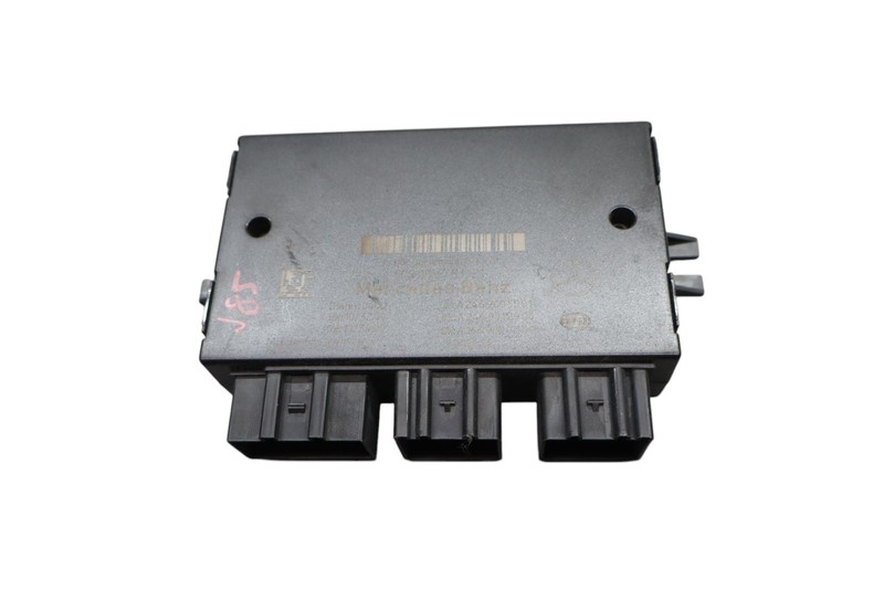 12-15 Mercedes X166 GL450 ML350 Trailer Towing Control Module 2469005501 Oem