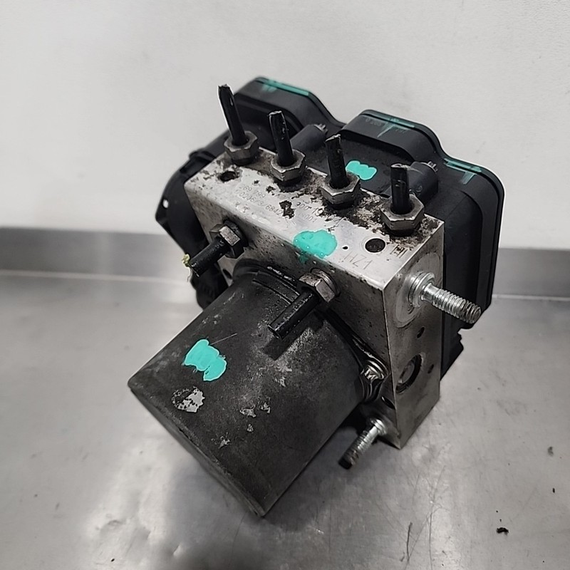OE 17 Mercedes Sprinter ABS Pump Anti Lock Brake Module Assembly A9069001904
