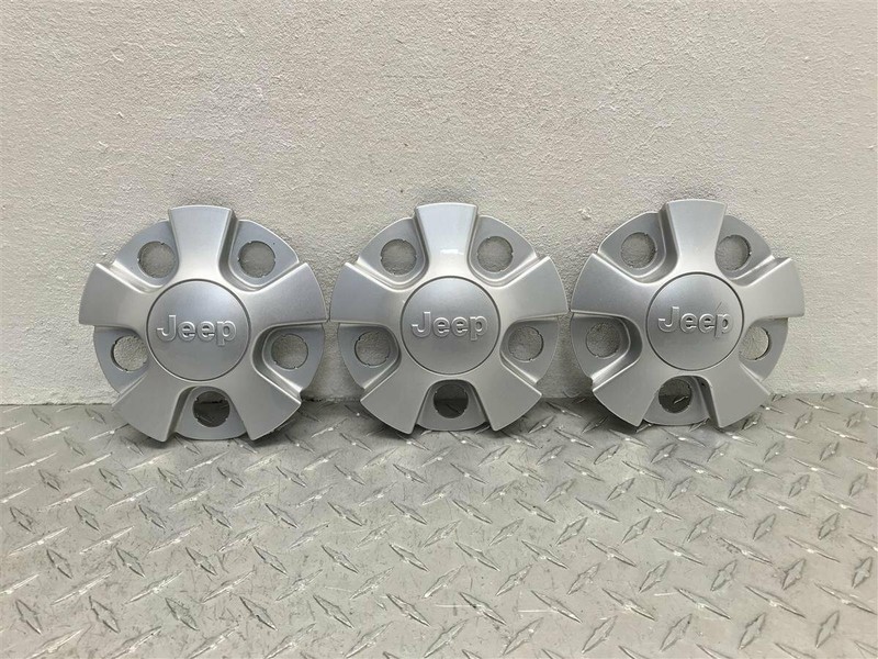 14 15 16 JEEP CHEROKEE CENTER CAPS ONLY SET OF 3 OEM 560-09130