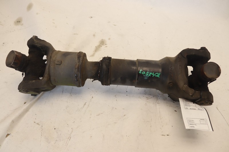 2008-2017 FREIGHTLINER CASCADIA 125 DD15 REAR DRIVESHAFT INTERAXLE OEM