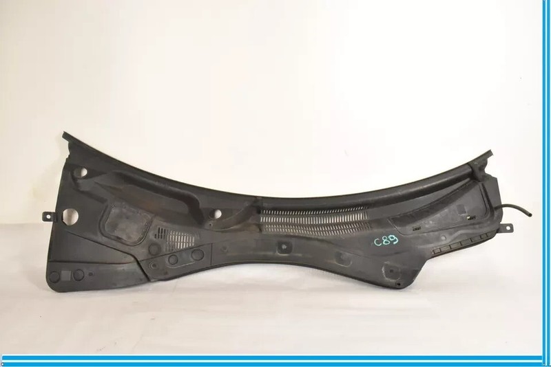 14-17 Maserati Ghibli M157 Windshield Wiper Cowl Panel Trim Cover Black OEM