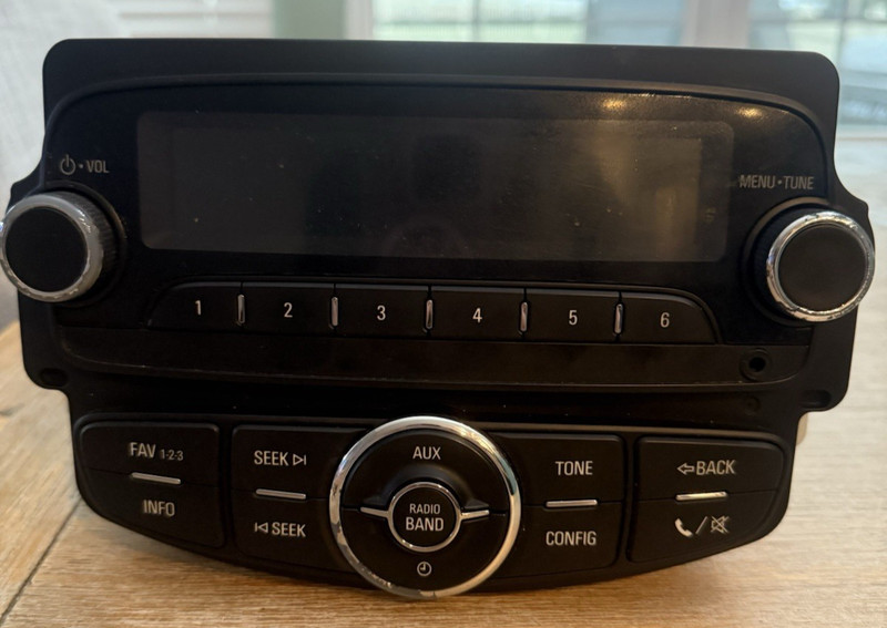 13 14 2013 CHEVY Trax Radio Receiver Am Fm Opt P/N 95280639