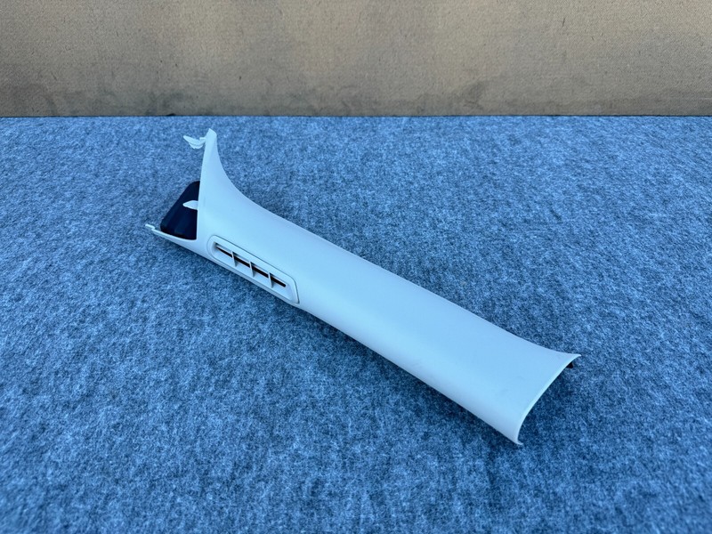 FORD BRONCO SPORT 21-24 OEM FRONT RIGHT PASSENGER WINDSHIELD INTERIOR A PILLAR