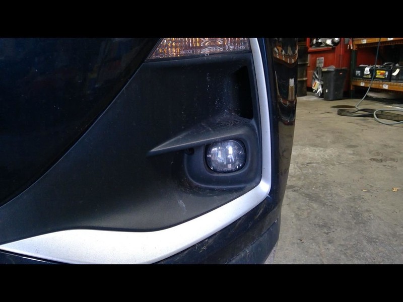 Driver Corner/Park Light Bumper Mounted Fits 20-23 ENCORE GX 1546868