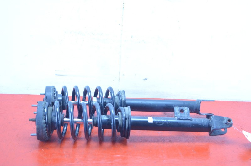 06-10 DODGE CHARGER R/T 5.7L RWD FRONT RIGHT / LEFT SHOCK STRUT ABSORBER SET OEM