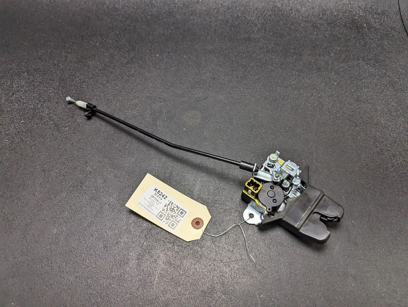 Rear Trunk Deck Lid Lock Latch 2018 Kia Optima 81230-D4000 2016 2017 2019 2020
