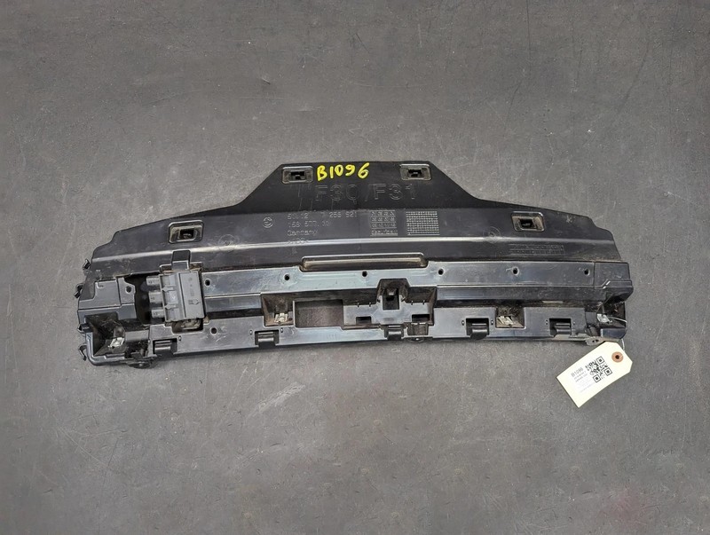 Rear Bumper Center Lower Bracket 2018 BMW 330i 51127256921 2017