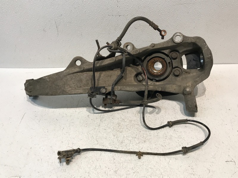 07-13 INFINITI G37S FRONT LEFT DRIVER SPINDLE KNUCKLE BEARING HUB OEM