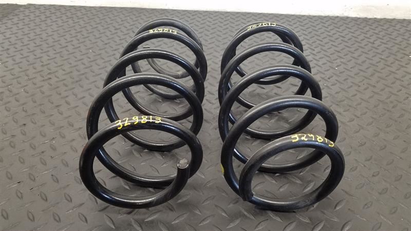 1997-2005 Chevrolet Venture FWD 2WD Rear Coil Springs Pair OEM 25790497
