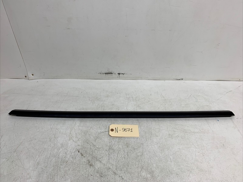 20-23 TESLA MODEL Y REAR RIGHT DOOR BELT MOLDING TRIM STRIP SEAL 9671 U8