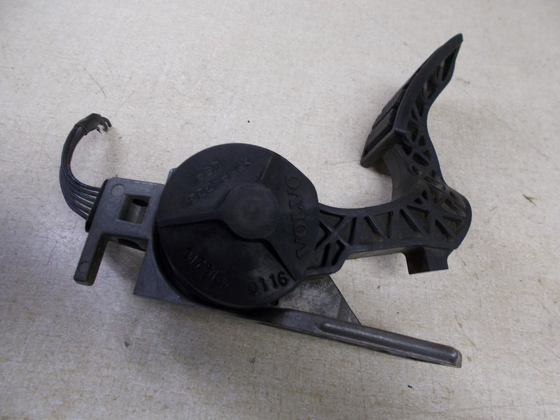 Volvo 3175131 Pedal Assembly 0116 PPAG33 *FREE SHIPPING*