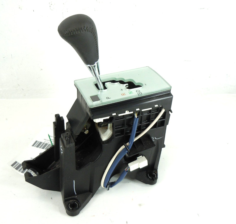 2004 04 Toyota Solara Automatic Transmission Floor Shifter OEM