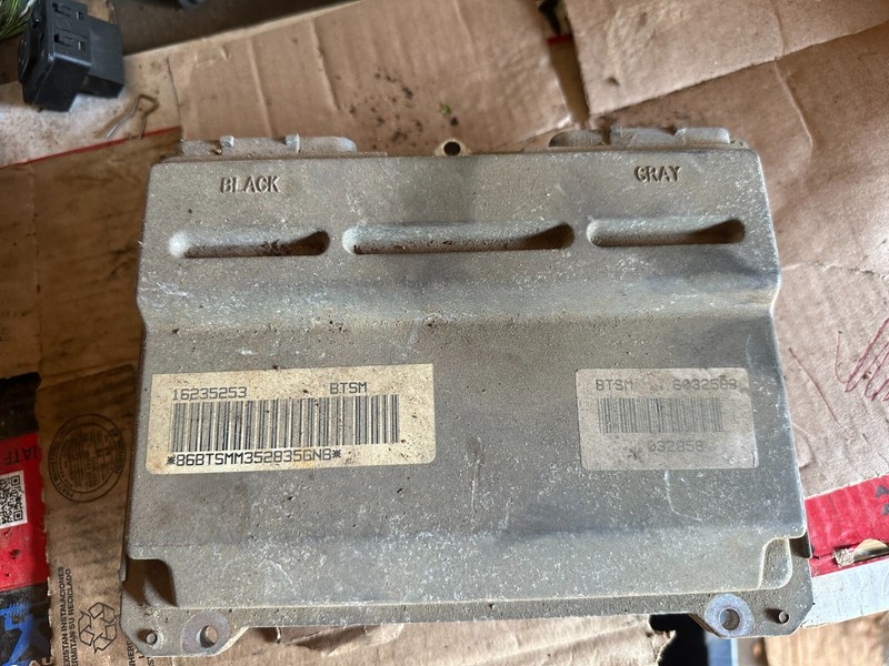 96 CAVALIER S10 SUNBIRD CENTURY CORSICA OEM ENGINE COMPUTER ECU PCM 16215830