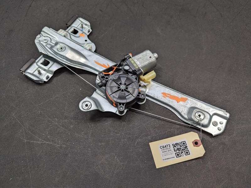 Rear Right Door Window Regulator 2018 Chevrolet Sonic 95391134 2013 2014 - 2020