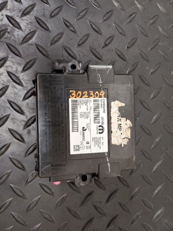 2019 Jeep Compass Theft Locking Control Module Unit OEM 68411100AA