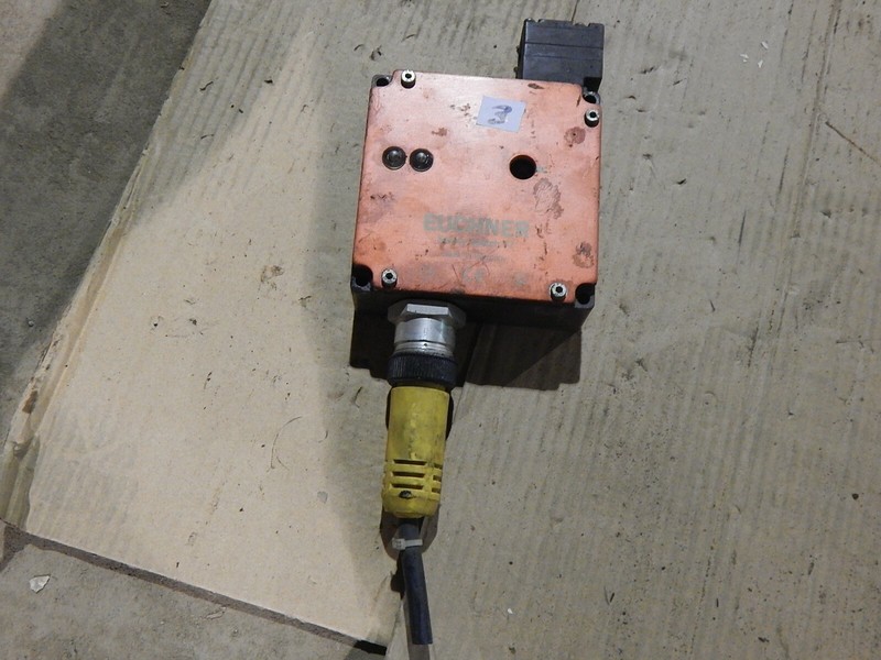 Euchner TZ1LE024BHAVFG-C1924 Safety Switch "3" *FREE SHIPPING*