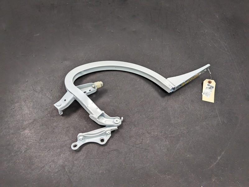 Rear Left Trunk Deck Lid Hinge 2018 Audi A6 4G5827301B 2012-2014 2015 2016 2017