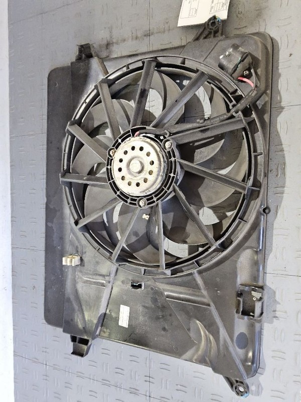 2013 Buick Encore Radiator Fan Motor Fan Assembly