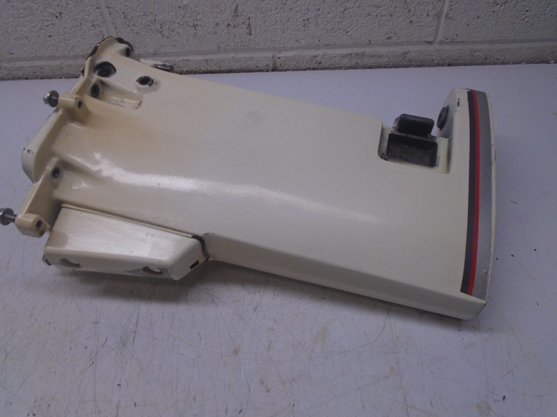 CB1 JOHNSON EVINRUDE 9.9 HP & 15 HP EXHAUST HOUSING MIDSECTION 435430 1993-2004