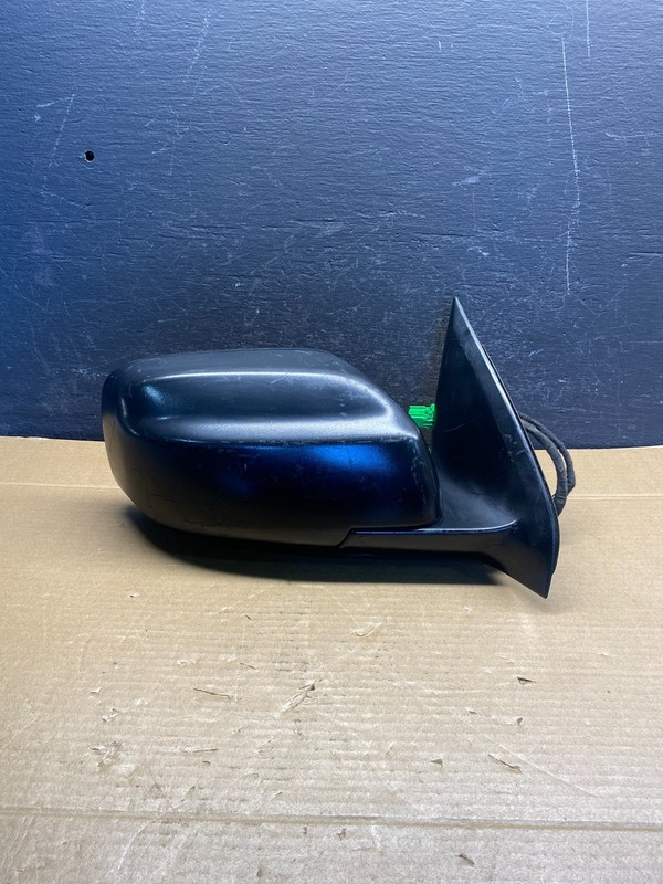 2003 to 2006 Volvo XC90 Right Passenger Side View Door Mirror OEM AD6627 DW