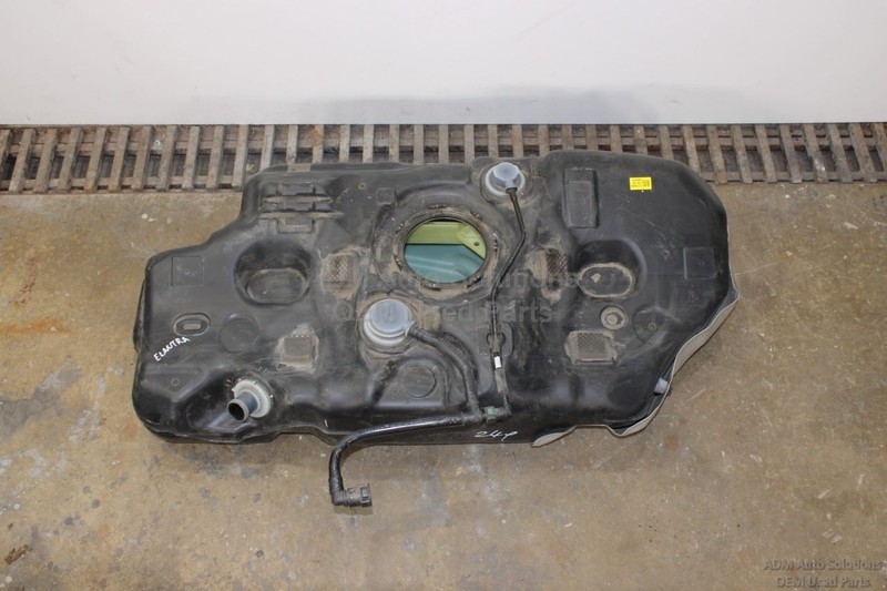 2021 - 2023 HYUNDAI ELANTRA SE GASOLINE FUEL TANK RESERVOIR 31161AA000 OEM