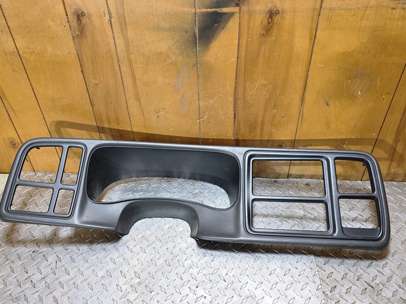 2003-2007 Chevrolet Silverado Speedometer Bezel Assembly Tested Oem Graphite