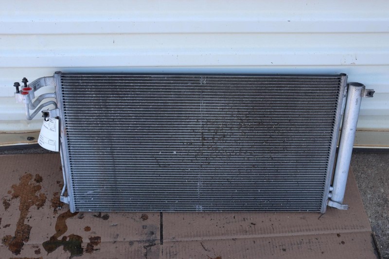 2018-2020 GENESIS G80 3.8L A/C AC AIR CONDITIONING CONDENSER OEM