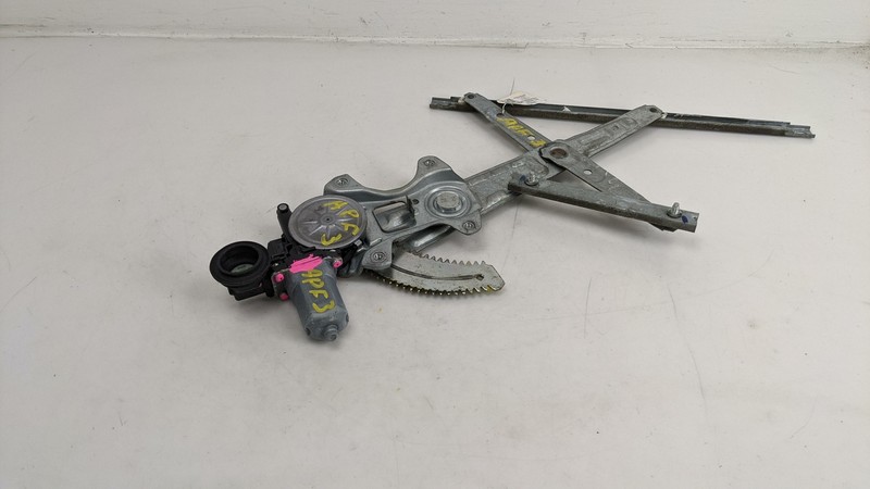 Rear Left Door Window Regulator 2017 Nissan Pathfinder 2016 2018 82731-3KA0A