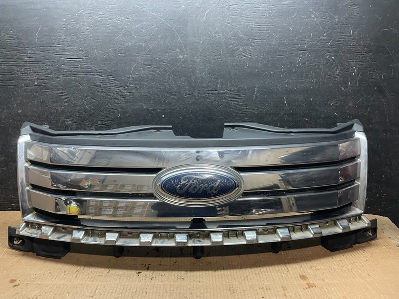 2007 2008 2009 2010 Ford Edge Front Upper Chrome Grill Grille Oem Y6526 DG