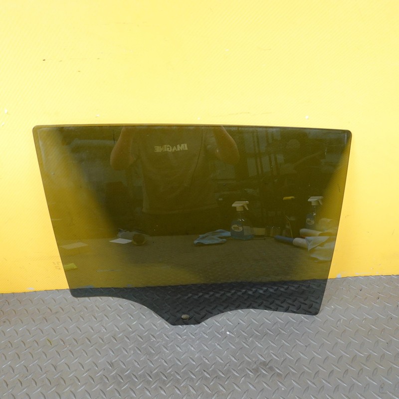 2020-2025 BUICK ENCORE GX WINDOW DOOR GLASS REAR RIGHT PASSENGER SIDE OEM