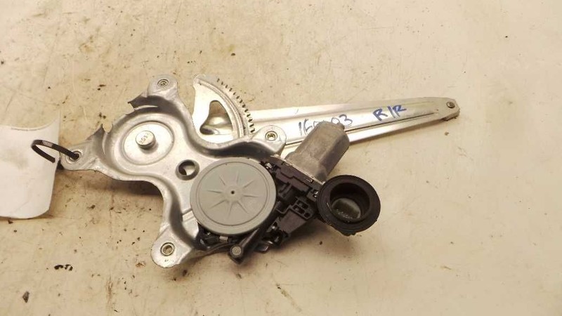07-11 TOYOTA CAMRY LE 2.4L FWD AT PASSENGER SIDE REAR DOOR WINDOW REGULATOR
