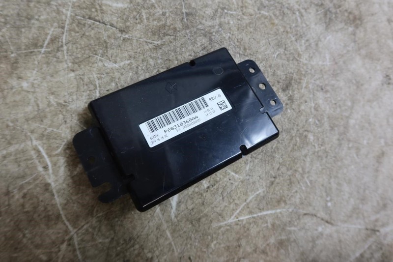 2017 Jeep Grand Cherokee OEM AC Heater Climate Control Module 68310360